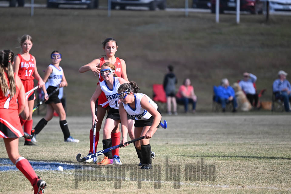 20240910-Stearn-JH_FieldHockey-01102.jpg