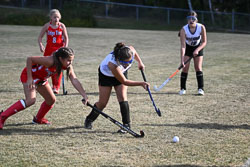 20240910-Stearn-JH_FieldHockey-00137.jpg