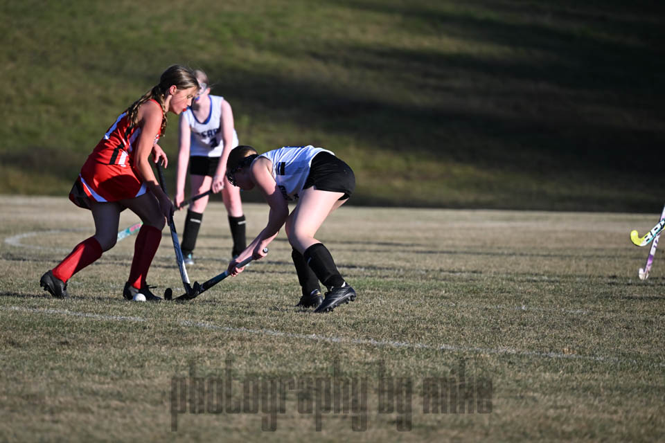 20240910-Stearn-JH_FieldHockey-11593.jpg