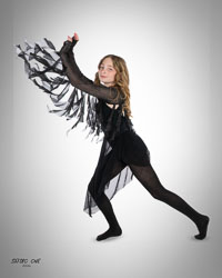 20260517-StudioOne-Adelyn_Macgeorge-Magnet-10.jpg