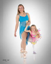 20260517-StudioOne-Autumn_Achorn-Brown-BMagnet-1.jpg