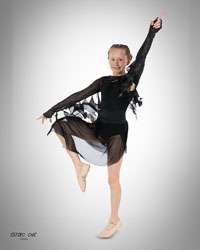 20260517-StudioOne-Cydney_Montgomery-Magnet-3.jpg