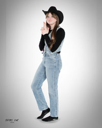 20260517-StudioOne-Lillian_Nadeau-Magnet-3.jpg
