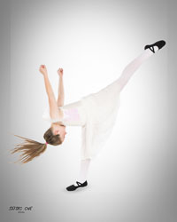 20260517-StudioOne-Madilynn-Rose-_Baxter-Magnet-02.jpg