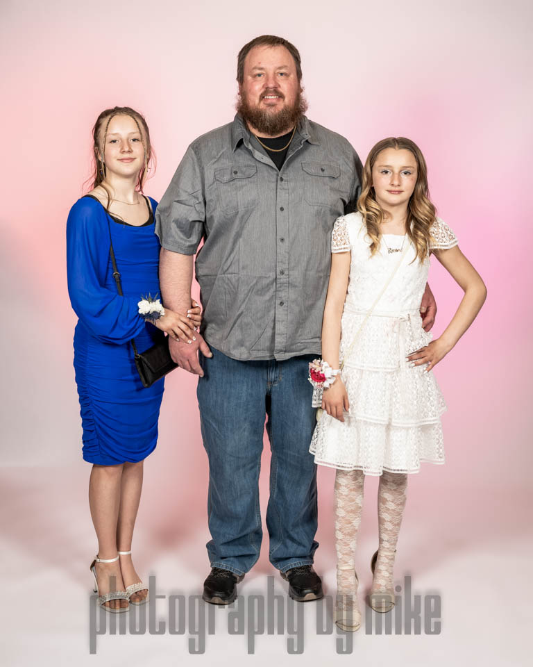 20250411-192455-FatherDaughter-B000013-161-8x10.jpg