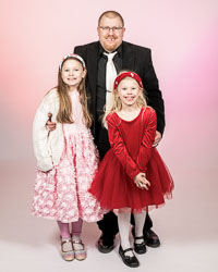 20250411-175010-FatherDaughter-G000005-031-8x10.jpg