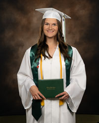 20260604-CapNGown-Hutchins_Abigaile-Magnet.jpg