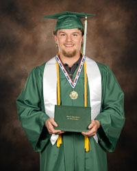 20260606-CapNGown-VanDine_Trevor-Magnet.jpg