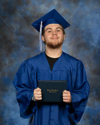 20260603-CapNGown-Elshoff_Matthew-Magnet.jpg