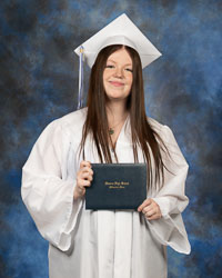 20260603-CapNGown-Reynolds_Kiley-Magnet.jpg