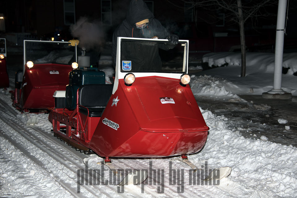 20150213-antique_snowmobile_parade-019-Edit.jpg