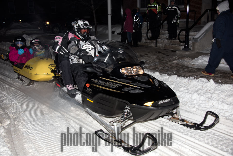 20150213-antique_snowmobile_parade-050-Edit.jpg