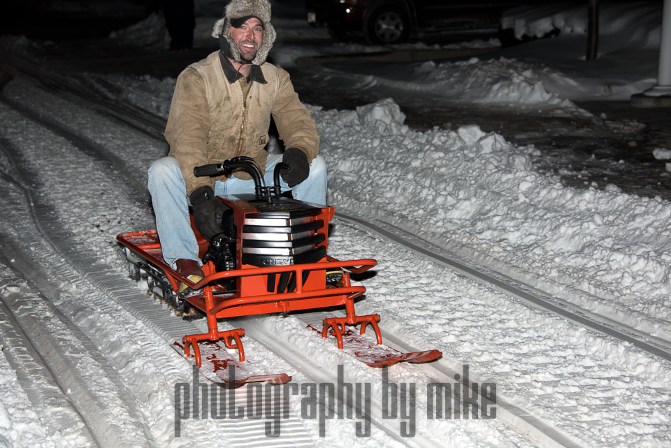 20150213-antique_snowmobile_parade-059-Edit.jpg