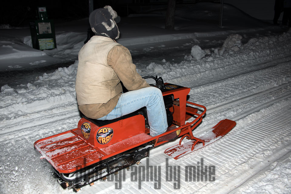 20150213-antique_snowmobile_parade-061-Edit.jpg