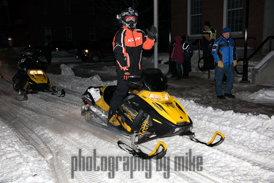 20150213-antique_snowmobile_parade-065-Edit.jpg