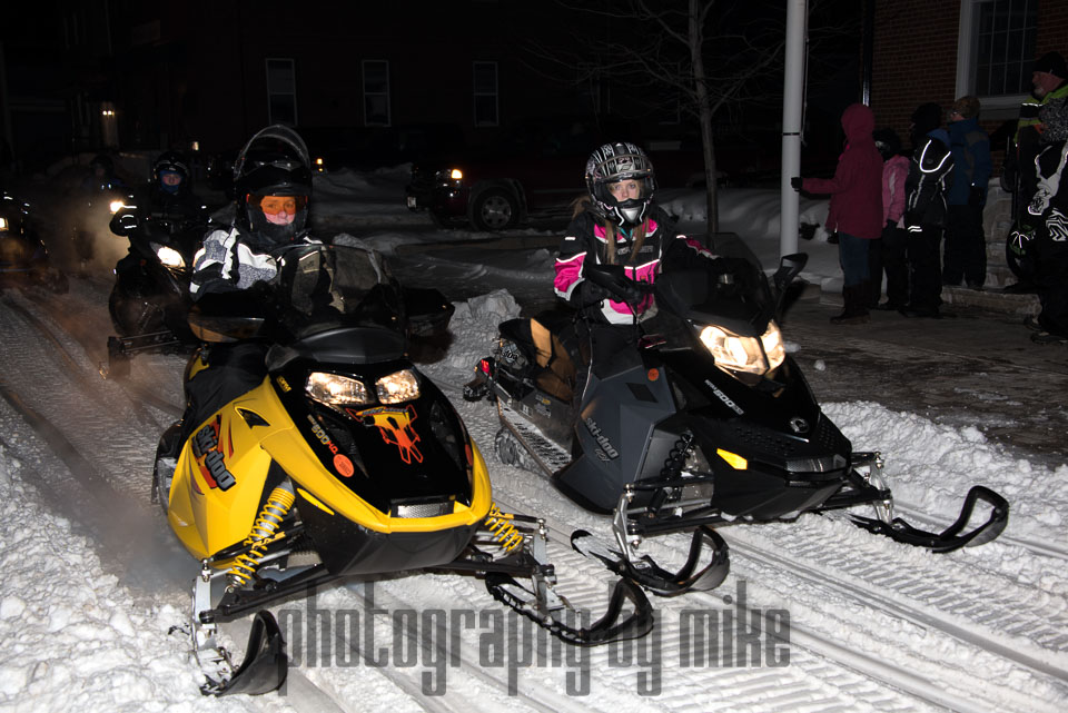 20150213-antique_snowmobile_parade-081-Edit.jpg