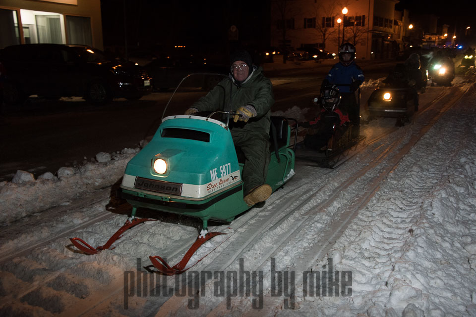 20160212-snowmobile_parade-048.jpg