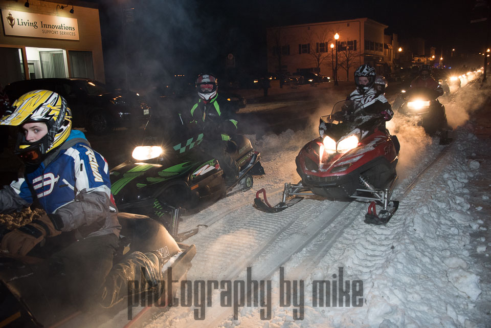 20160212-snowmobile_parade-063.jpg