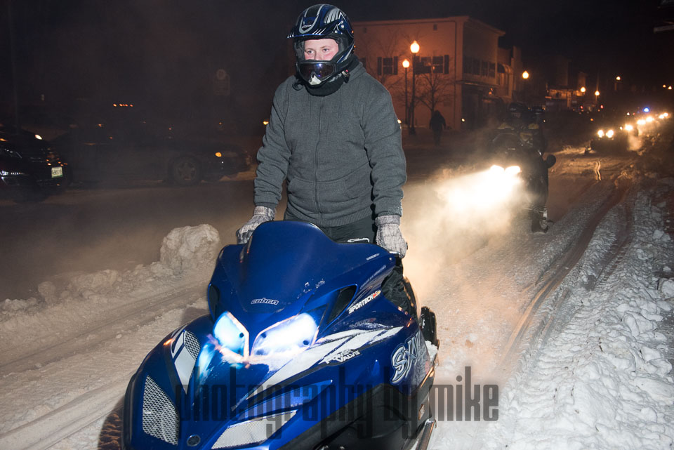 20160212-snowmobile_parade-091.jpg