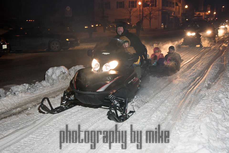 20160212-snowmobile_parade-094.jpg