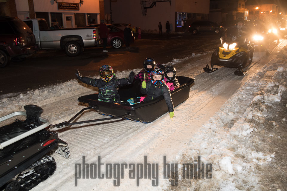 20180216-Snowmobile_Parade-036.jpg