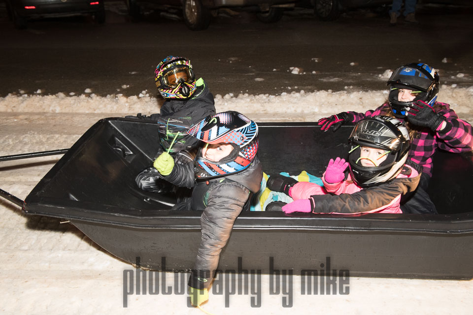 20180216-Snowmobile_Parade-040.jpg