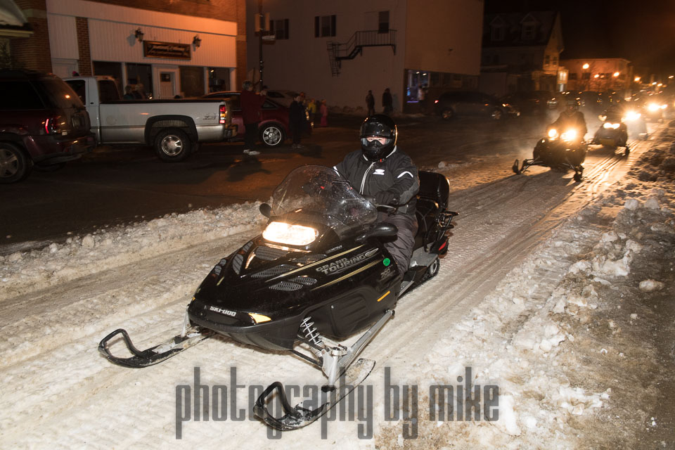 20180216-Snowmobile_Parade-042.jpg