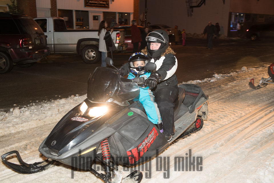 20180216-Snowmobile_Parade-110.jpg