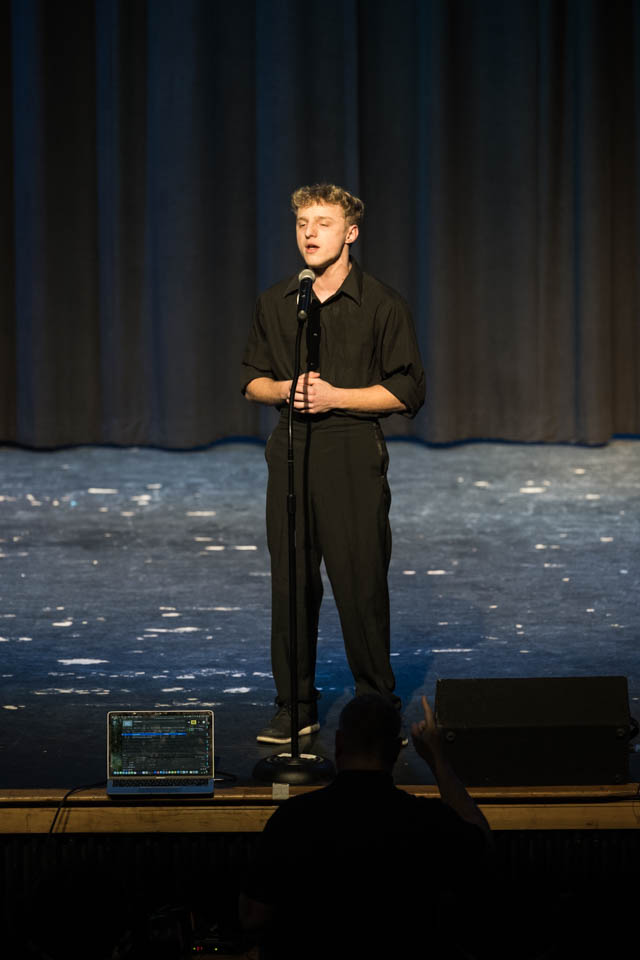 20250404-Caberet-0205.jpg
